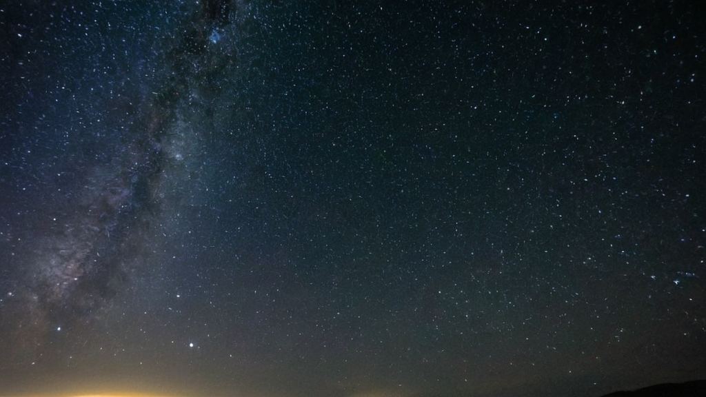 娱乐吃瓜酱带你近距离接触明星八卦和心酸故事让人感动